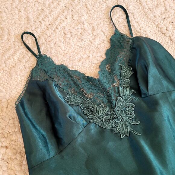Vtg Victoria Secret Green Nightgown Lace Sz M - Picture 2 of 5